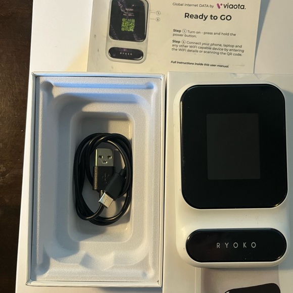 Black Portable Wi-Fi Router - Picture 5 of 7